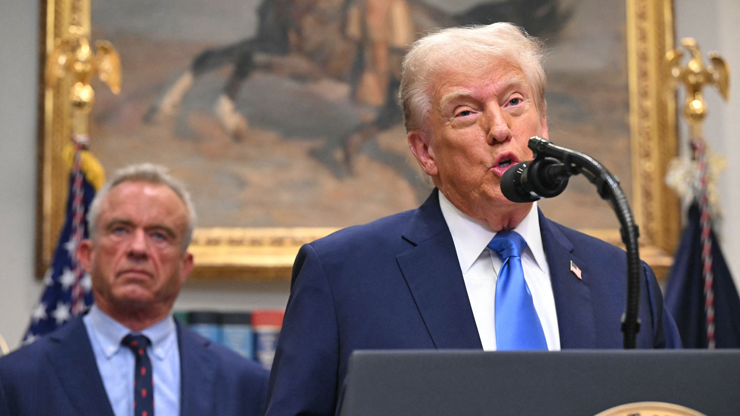 Trump Claims Link Between Tylenol and Autism with Limited Evidence, Advocates for Treatment