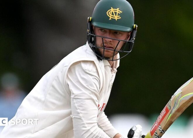 County Championship: Title-chasing Nottinghamshire beat Worcestershire
