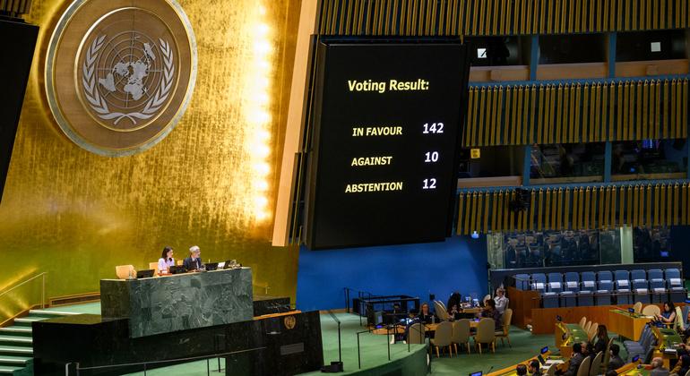 General Assembly endorses New York Declaration on two-State solution between Israel and Palestine