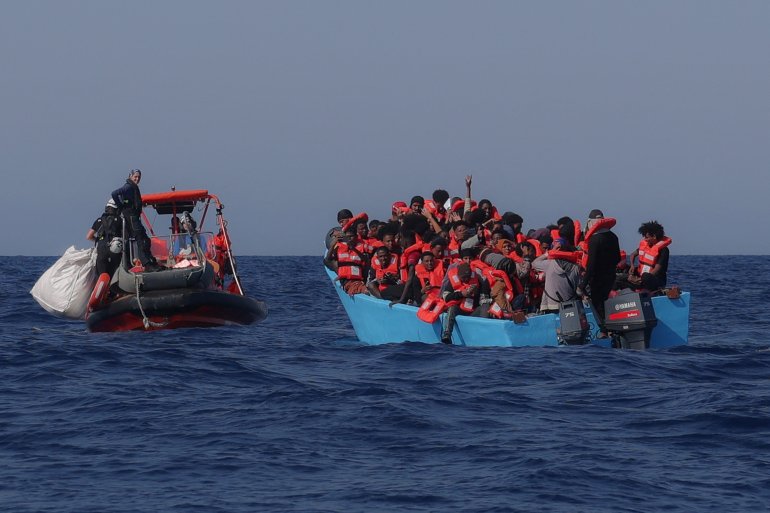 Only 13 survivors from capsized boat carrying 74 refugees off Libya: UNHCR | Refugees News | Al Jazeera