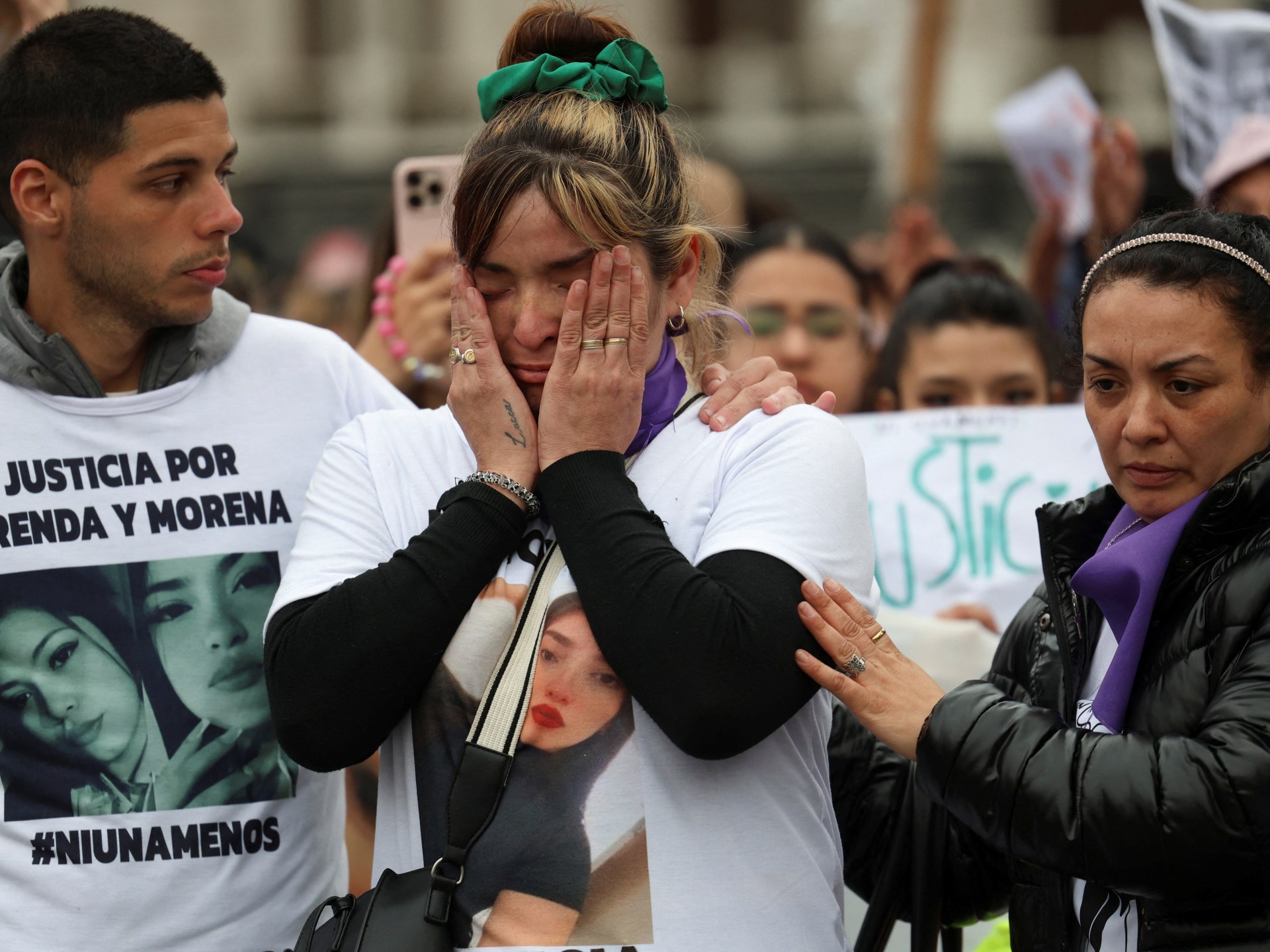 Thousands Rally Against Livestreamed Murder of Two Women and Young Girl in Argentina