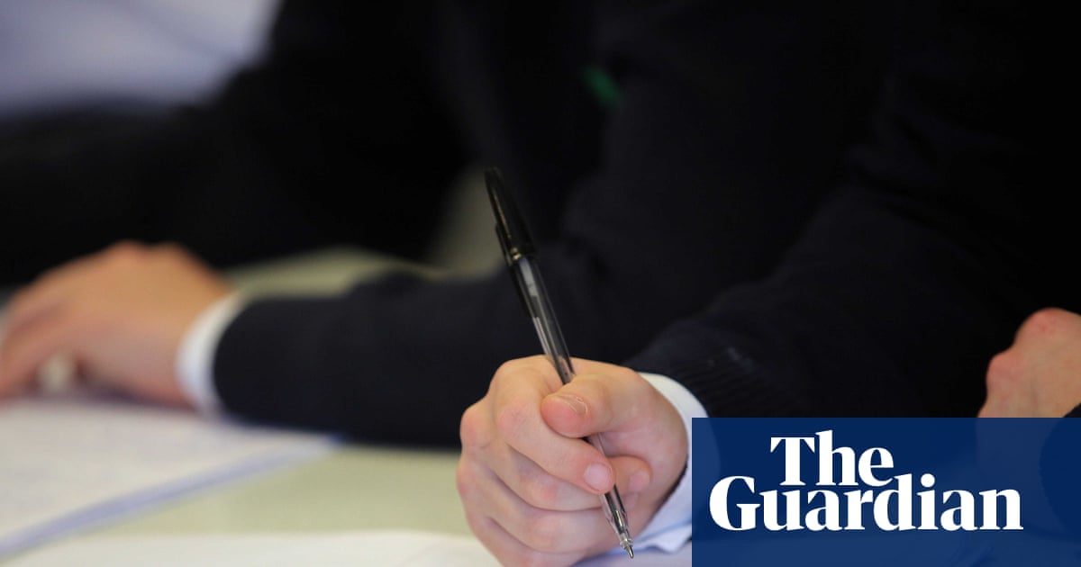 White Low-Income Students in England Show Least Enthusiasm for School, Report Reveals