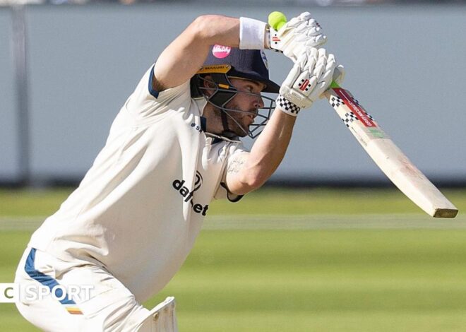 County Championship: Middlesex v Derbyshire – Jewell passes 1,000 runs