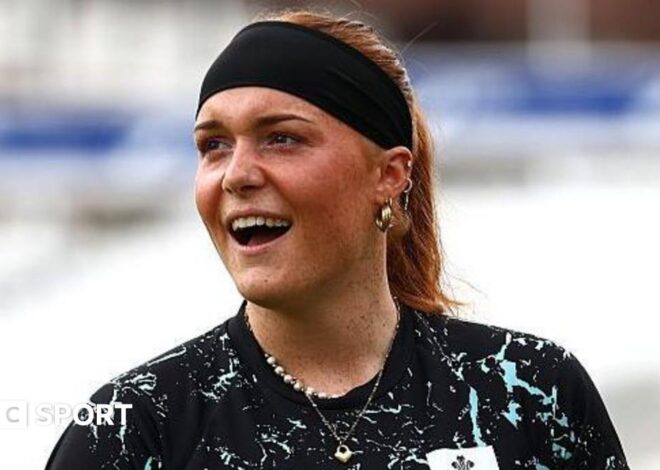 Women’s One-Day Cup round-up: Surrey seal last semi-final spot