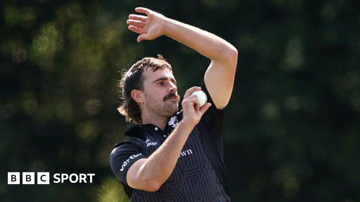 Ben Green: Somerset recall all-rounder from Leicestershire loan