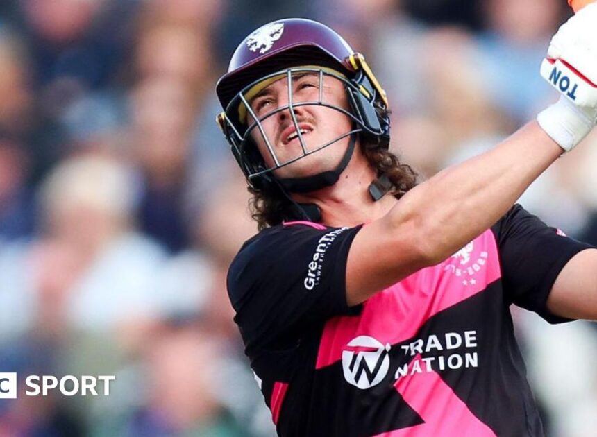 T20 Blast semi-final: Somerset beat Lancashire to reach final