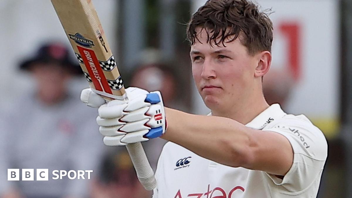 County Championship: Essex bowlers fight back against Durham