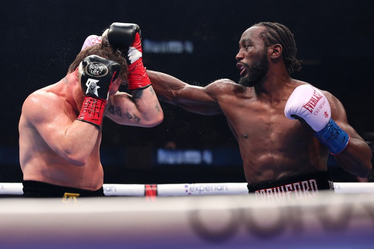 Crawford beats Alvarez to win boxing’s undisputed super middleweight title | Boxing News | Al Jazeera