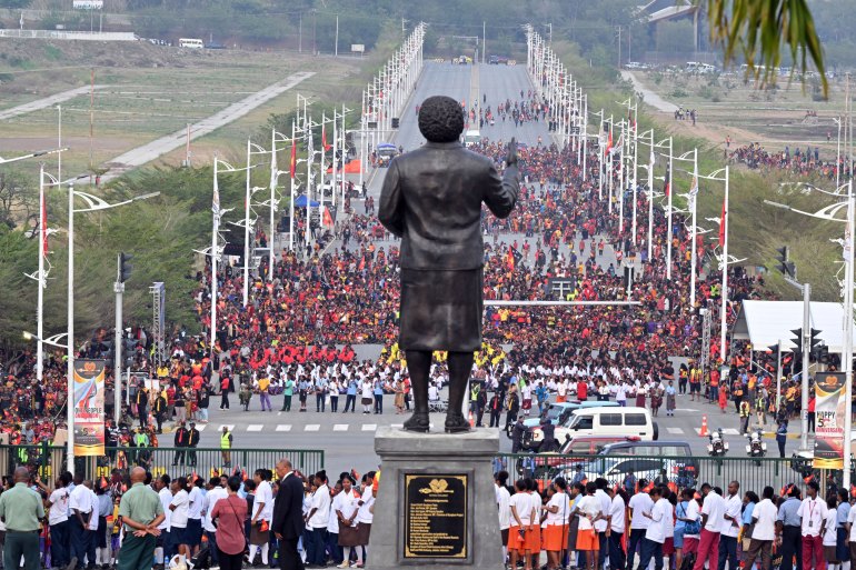 PNG celebrates independence, to sign defence treaty with Australia | News | Al Jazeera