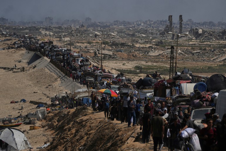 Thousands of Palestinians flee as Israeli bombs rain down on Gaza City | Israel-Palestine conflict News | Al Jazeera