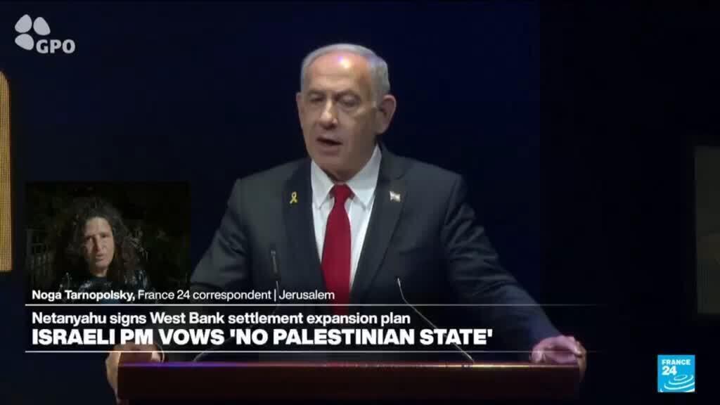 'Netanyahu willing to risk his highest diplomatic achievement in order to keep his base'