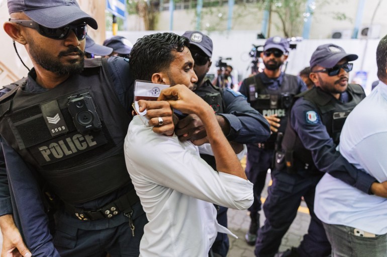 ‘War on free speech’: Outcry after Maldives passes controversial media bill | Freedom of the Press News | Al Jazeera