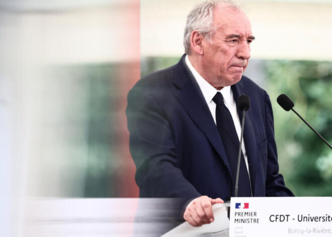 France: What you need to know about the political crisis