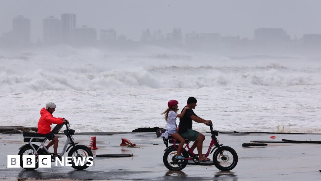 Rising seas will threaten 1.5 million Australians by 2050, landmark climate report warns