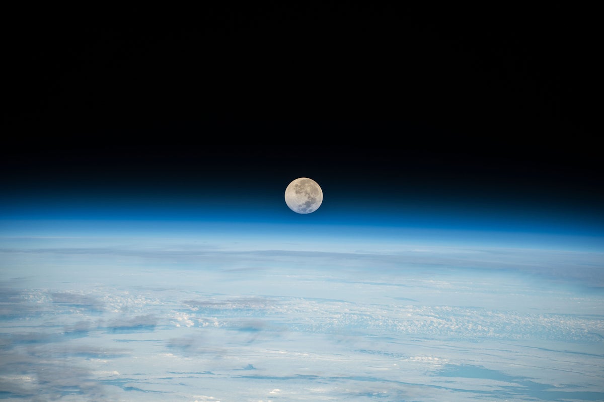 Scientists Discover Moon is Rusting Due to Earth’s Atmospheric Influence