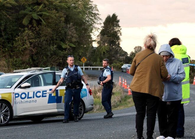 New Zealand father on the run almost 4 years with his kids shot dead by police, authorities say