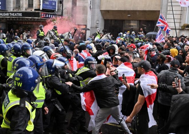 Starmer says UK will ‘never surrender’ flag to far-right protesters | Protests News | Al Jazeera