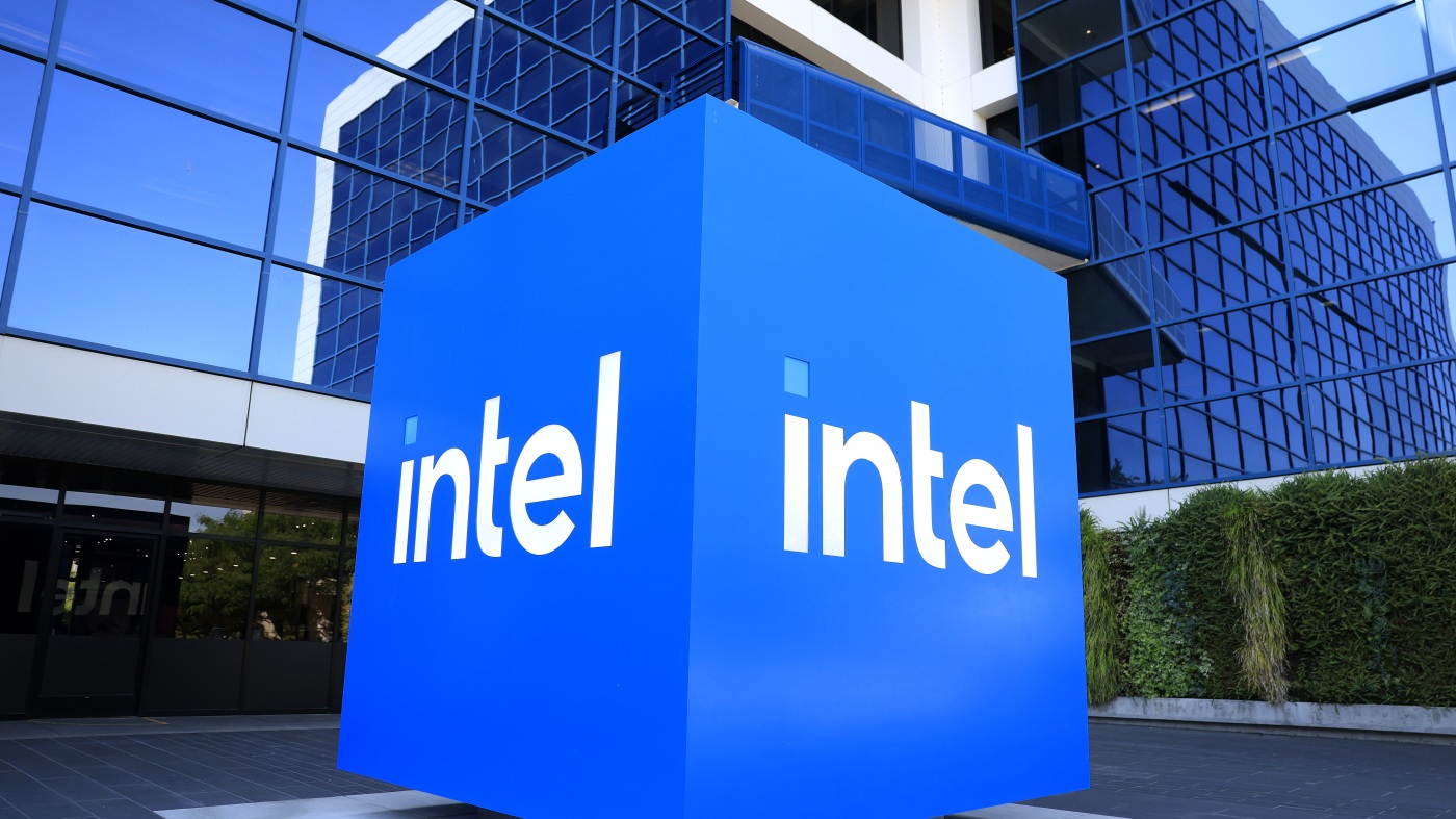 The U.S. government is taking a stake in Intel. It’s rare — and it has some risks : NPR